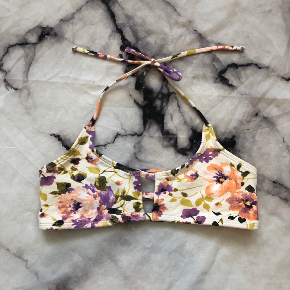 Midori Peony Mau Loa top